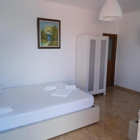 Hotel Mehilli