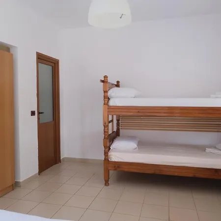 Mehilli Hotel *