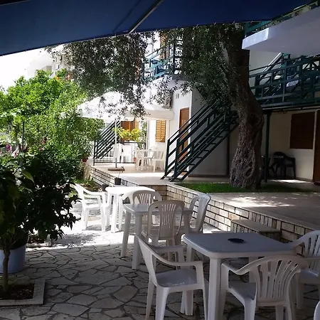 Mehilli Hotel Dhermi